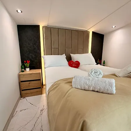 5 Star Luxury By Ben&co