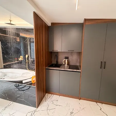 5 Star Luxury By Ben&co Apartamento Saraievo