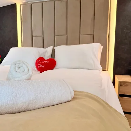 5 Star Luxury By Ben&co * サラエヴォ